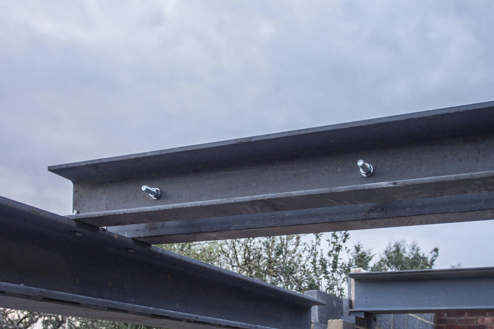 The Benefits of Using 200UC Galvanized Steel