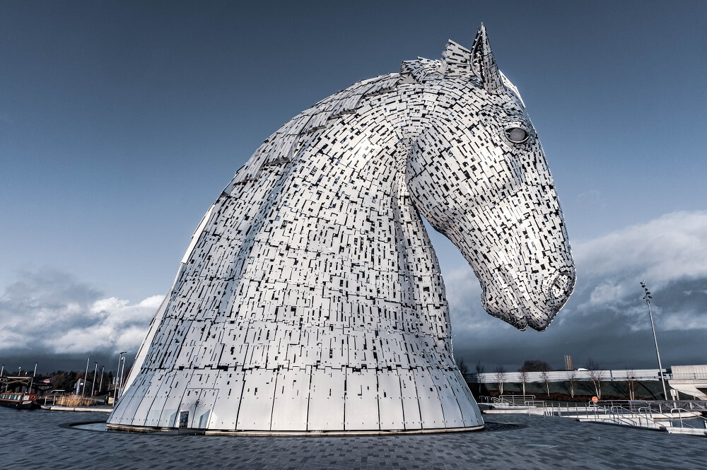 The Art of Steel: 5 Amazing Steel Monuments from Around the World